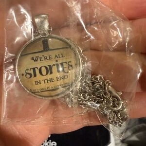 Stories quote necklace (new)